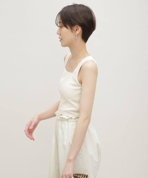 NANO universe（ナノユニバース）の「LB.03/カップ付きクロップドスクエアタンクトップ（タンクトップ・レディース・オフホワイト/ブルー/ブラック・Ⅰ/Ⅱ）」の10枚目の写真