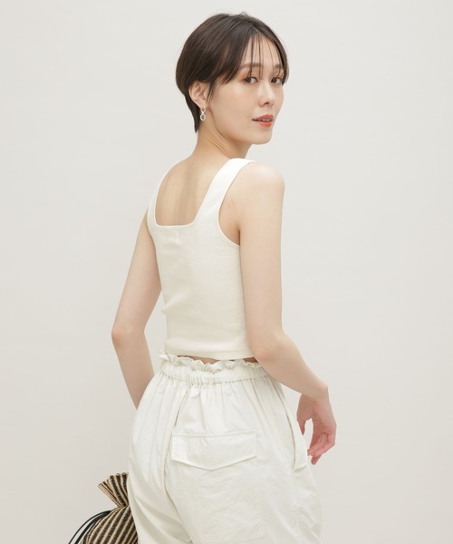 NANO universe（ナノユニバース）の「LB.03/カップ付きクロップドスクエアタンクトップ（タンクトップ・レディース・オフホワイト/ブルー/ブラック・Ⅰ/Ⅱ）」の11枚目の写真