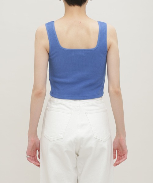 NANO universe（ナノユニバース）の「LB.03/カップ付きクロップドスクエアタンクトップ（タンクトップ・レディース・オフホワイト/ブルー/ブラック・Ⅰ/Ⅱ）」の21枚目の写真