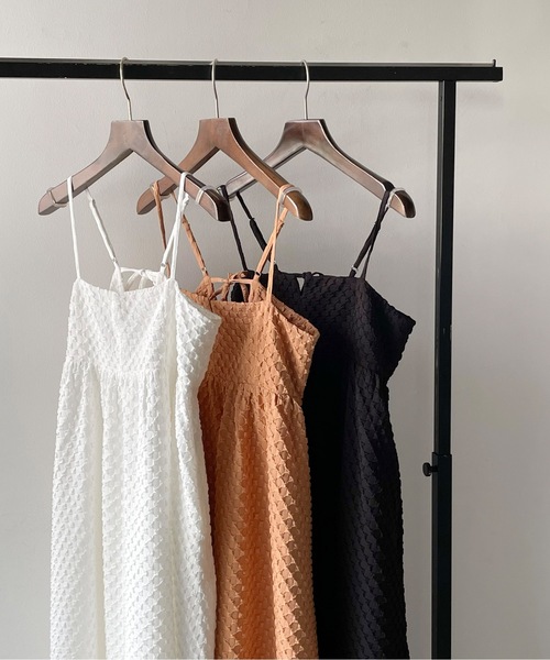 one way（ワンウェイ）の「エンボスキャミワンピース（ワンピース・レディース・オレンジ/ブラック/ホワイト・FREE）」の17枚目の写真