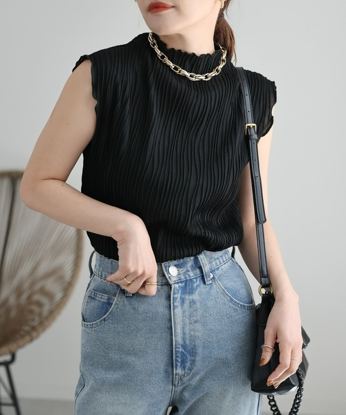 ap retro（アプレトロ）の「ノースリーブウェーブメローTEE（Tシャツ/カットソー・レディース・ホワイト/カーキ/ブラック/グレイッシュベージュ・FREE）」の2枚目の写真