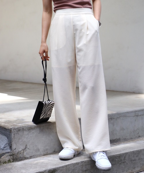 COMMRE（コムル）の「タックイージーパンツ（その他パンツ・レディース・ブラウン系その他/イエロー/アイボリー・FREE）」の2枚目の写真