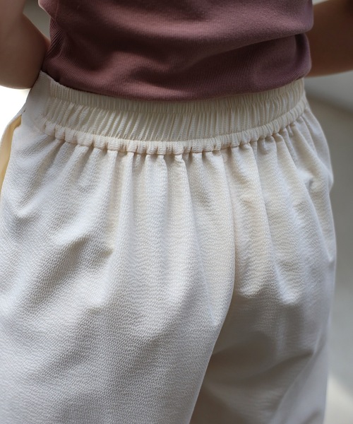 COMMRE（コムル）の「タックイージーパンツ（その他パンツ・レディース・ブラウン系その他/イエロー/アイボリー・FREE）」の11枚目の写真