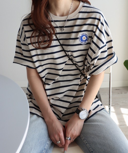 COURO（コウロ）の「フラワーワッペン無地/ボーダーTシャツ（Tシャツ/カットソー・レディース・クリーム/ネイビー系/ブラック/ホワイト×ブラック/ホワイト×ブルー/ブラック×ホワイト/ホワイト/ネイビー/オートミール/ホワイト×ネイビー/ホワイト系その他2/ホワイト系/ブラック系/ネイビー系1/ライトグレー系/ブラック系その他/ホワイト系その他・M/L）」の16枚目の写真