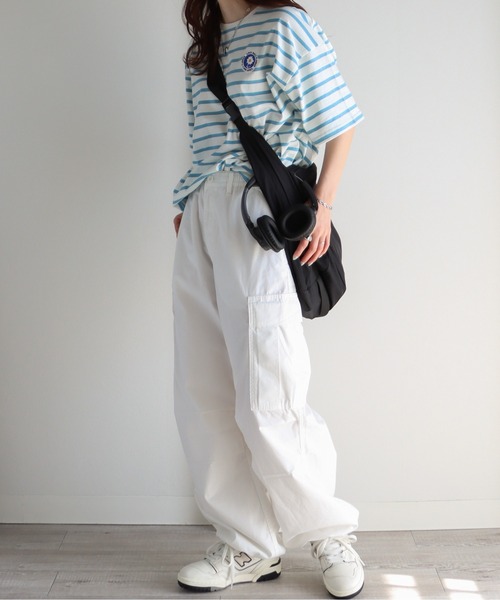 COURO（コウロ）の「フラワーワッペン無地/ボーダーTシャツ（Tシャツ/カットソー・レディース・クリーム/ネイビー系/ブラック/ホワイト×ブラック/ホワイト×ブルー/ブラック×ホワイト/ホワイト/ネイビー/オートミール/ホワイト×ネイビー/ホワイト系その他2/ホワイト系/ブラック系/ネイビー系1/ライトグレー系/ブラック系その他/ホワイト系その他・M/L）」の21枚目の写真