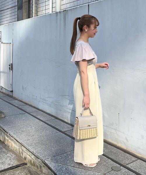 couture brooch（クチュールブローチ）の「◆【コットン100％・UVカット・接触冷感】テープロゴフラワープリントTシャツ（Tシャツ/カットソー・レディース・ライトグレー/ブラック/オフホワイト・36/38/40/42）」の14枚目の写真