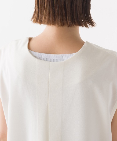 OMNES（オムネス）の「梨地Vネックベストリブタンクセット（ベスト・レディース・モカ/ブラック/アイボリー/ブルー・FREE）」の9枚目の写真