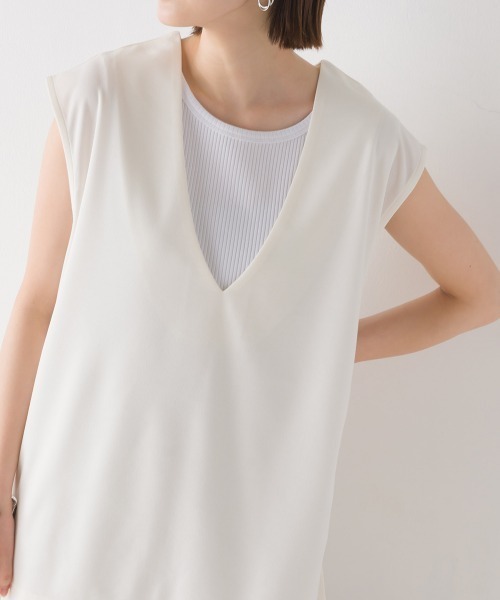 OMNES（オムネス）の「梨地Vネックベストリブタンクセット（ベスト・レディース・モカ/ブラック/アイボリー/ブルー・FREE）」の12枚目の写真