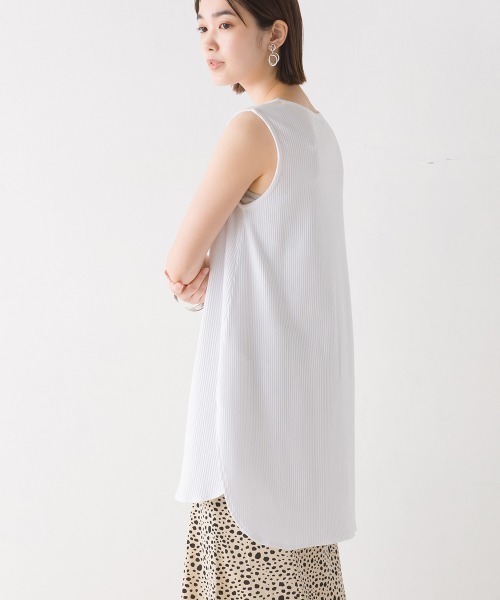 OMNES（オムネス）の「梨地Vネックベストリブタンクセット（ベスト・レディース・モカ/ブラック/アイボリー/ブルー・FREE）」の18枚目の写真