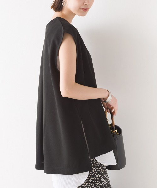 OMNES（オムネス）の「梨地Vネックベストリブタンクセット（ベスト・レディース・モカ/ブラック/アイボリー/ブルー・FREE）」の22枚目の写真