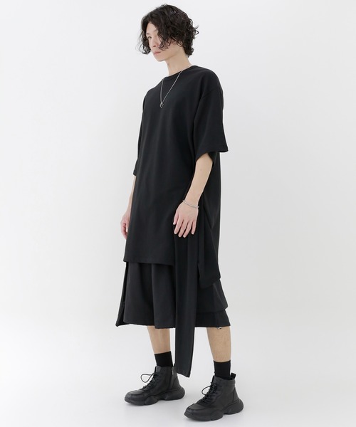 minsobi(ミンソビ)の「ハーフカーゴバルーンパンツ 裾ドロストワイドショーツ(カーゴパンツ・メンズ・ブラック/グレー・FREE)」の16枚目の写真