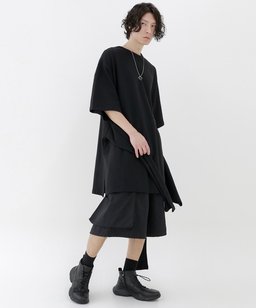 minsobi(ミンソビ)の「ハーフカーゴバルーンパンツ 裾ドロストワイドショーツ(カーゴパンツ・メンズ・ブラック/グレー・FREE)」の15枚目の写真