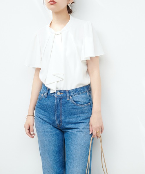 natural couture（ナチュラルクチュール）の「ゴールドバー付きボウタイブラウス（シャツ/ブラウス・レディース・ネイビー/オフホワイト/その他1/その他2/イエロー系その他/グレー・FREE）」の19枚目の写真