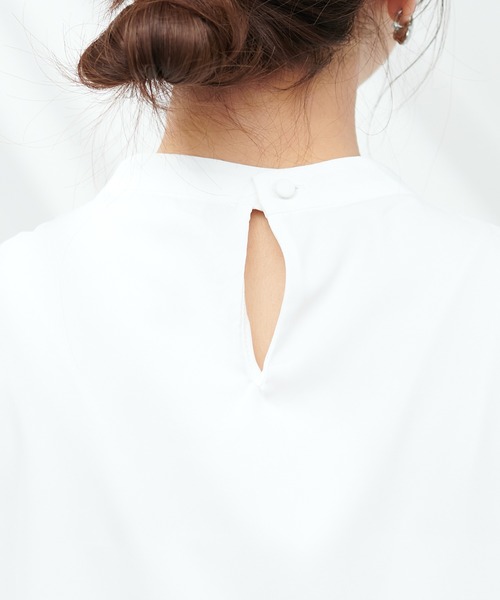natural couture（ナチュラルクチュール）の「ゴールドバー付きボウタイブラウス（シャツ/ブラウス・レディース・ネイビー/オフホワイト/その他1/その他2/イエロー系その他/グレー・FREE）」の15枚目の写真