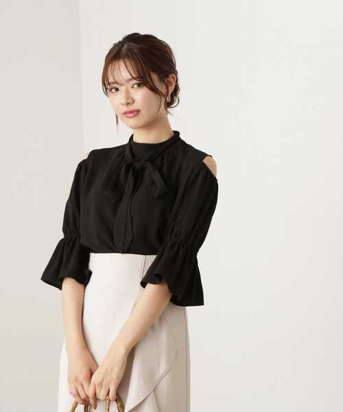 PROPORTION BODY DRESSING(プロポーションボディドレッシング)の「オープンショルダーリボンブラウス / 1213110902(シャツ/ブラウス・レディース・ブルー/ブラック/ホワイト系その他・SMALL/MEDIUM)」の5枚目の写真