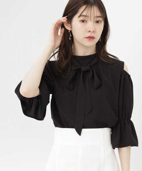 PROPORTION BODY DRESSING(プロポーションボディドレッシング)の「オープンショルダーリボンブラウス / 1213110902(シャツ/ブラウス・レディース・ブルー/ブラック/ホワイト系その他・SMALL/MEDIUM)」の7枚目の写真