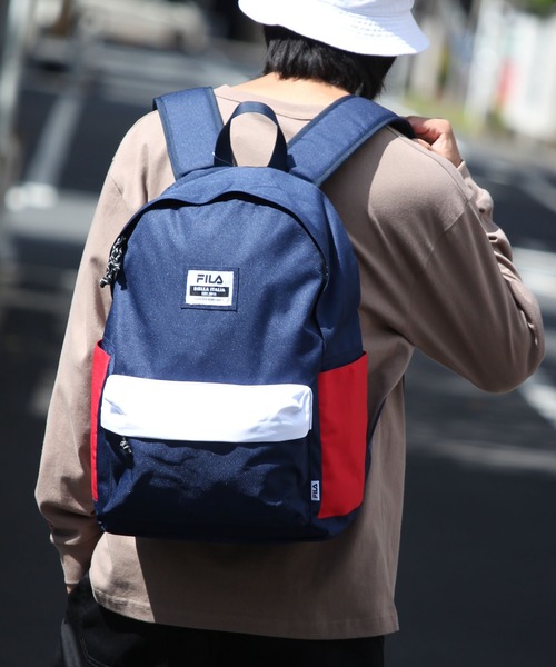 FILA（フィラ）の「【FILA/フィラ】スタンダードデイパック（バックパック/リュック・メンズ・ブラック系その他/トリコロール/ブラック・FREE）」の4枚目の写真