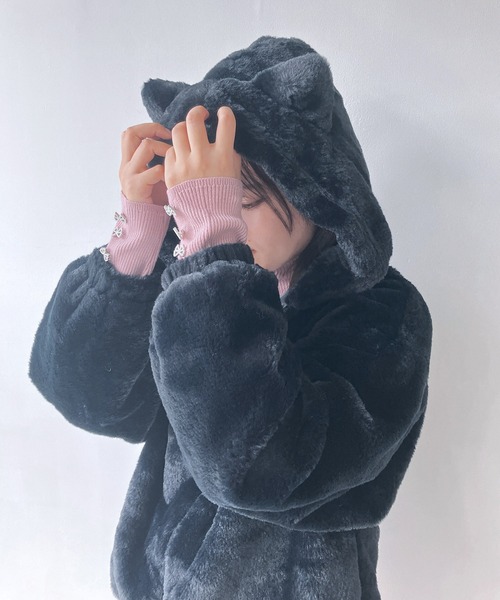 AS KNOW AS plus（アズノゥアズプラス）の「☆ファーボリュームフードブルゾン（ブルゾン・レディース・モカ/ブラック/グレイッシュベージュ/ピンクベージュ/アイボリー/ブラック系/ライトグレー系/グレー/アイボリー系/ライトベージュ/ブラウン系/ベージュ系その他・FREE）」の17枚目の写真