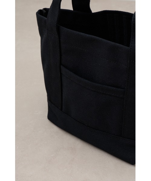 AZUL by moussy(アズールバイマウジー)の「15TH キャンバスミニトートバッグ(ショルダーバッグ・メンズ・オフホワイト/ブラック・FREE)」の7枚目の写真