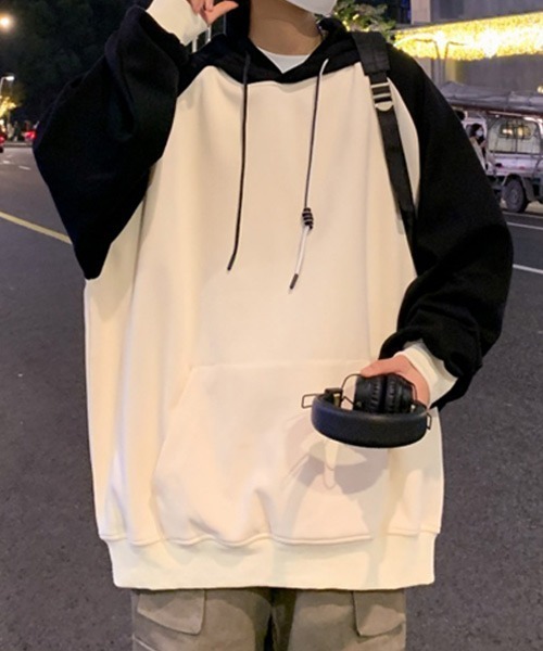 Ressaca（レサーカ）の「ラグランスリーブスウェットプルオーバー