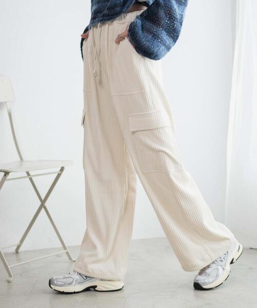 WEGO(ウィゴー)の「WEGO/コーデュロイイージーカーゴパンツ(カーゴパンツ・レディース・アイボリー/サックスブルー・FREE)」の13枚目の写真