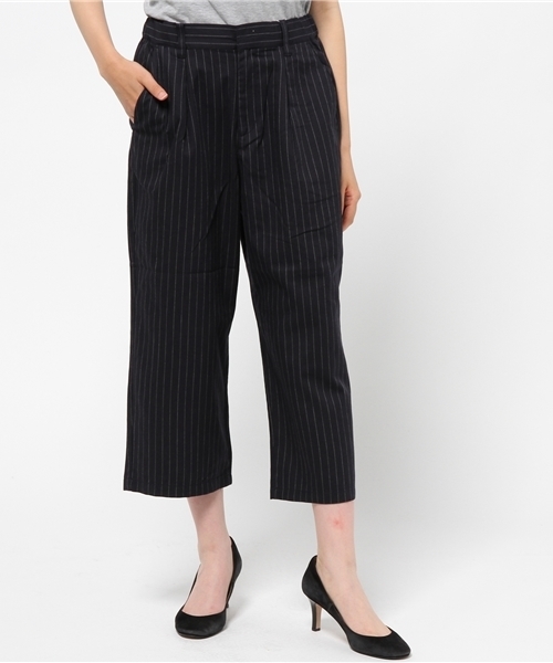 ikka(イッカ)の「ワイドパンツ(その他パンツ・レディース・オリーブ/ネイビー/ベージュ/ホワイト・LARGE/MEDIUM)」の4枚目の写真