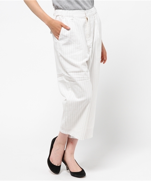 ikka(イッカ)の「ワイドパンツ(その他パンツ・レディース・オリーブ/ネイビー/ベージュ/ホワイト・LARGE/MEDIUM)」の1枚目の写真