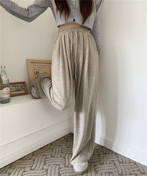 FREE STYLISTS（フリー スタイリスト）の「暖かい起毛素材ワイドパンツ（スウェットパンツ・レディース・グレー/チャコールグレー/ベージュ/ブラック・FREE）」の13枚目の写真