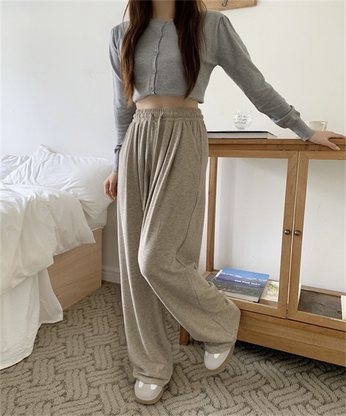 FREE STYLISTS（フリー スタイリスト）の「暖かい起毛素材ワイドパンツ（スウェットパンツ・レディース・グレー/チャコールグレー/ベージュ/ブラック・FREE）」の11枚目の写真