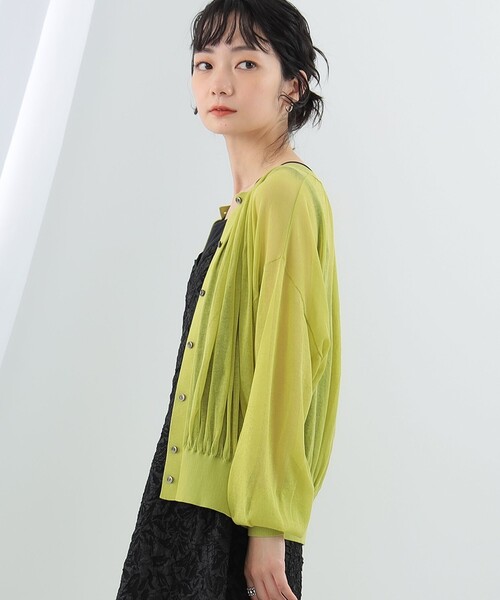 Ray BEAMS(レイビームス)の「Ray BEAMS / シアー ギャザー クルーネック カーディガン(カーディガン/ボレロ・レディース・グリーン系その他2/ブラック/サックスブルー・ONE SIZE)」の5枚目の写真