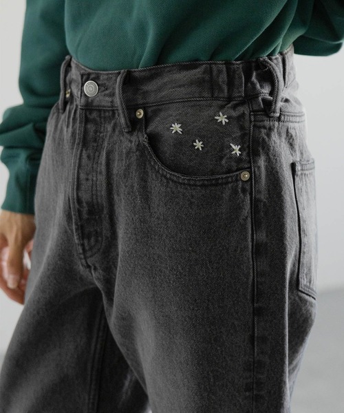 RAGEBLUE（レイジブルー）の「ルーズフィット/フラワー刺繍ワイドストレートデニムパンツ（デニムパンツ・メンズ・グレー/ブルー・SMALL/MEDIUM/LARGE）」の8枚目の写真