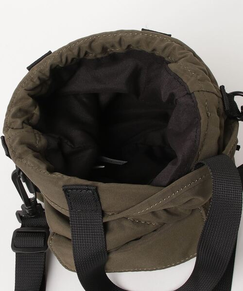 MAISON mou(メゾンムー)の「【recomend selection/セレクト】シャーリングショルダーバッグ(ショルダーバッグ・レディース・ネイビー/オフホワイト/カーキ/ブラック・FREE)」の22枚目の写真