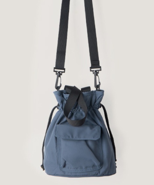 MAISON mou(メゾンムー)の「【recomend selection/セレクト】シャーリングショルダーバッグ(ショルダーバッグ・レディース・ネイビー/オフホワイト/カーキ/ブラック・FREE)」の13枚目の写真