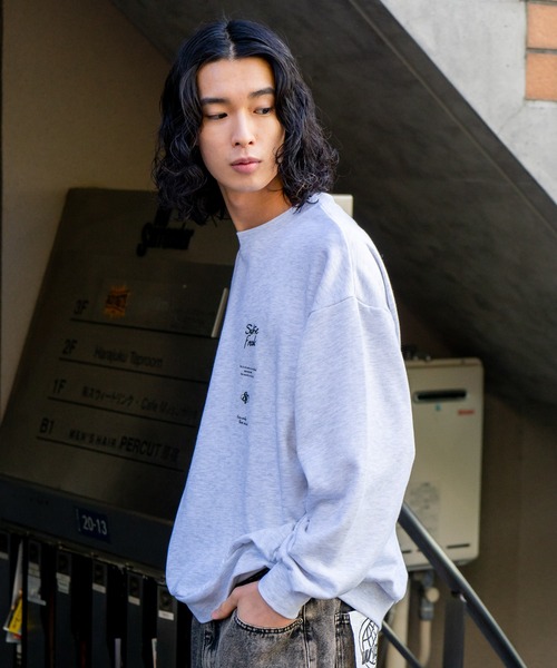 UNIIT（ユニット）の「バックプリントBIGクルー（スウェット・メンズ・ブルー系その他2/ホワイト系その他2/グレー系その他/グレー系その他2・MEDIUM/LARGE）」の16枚目の写真