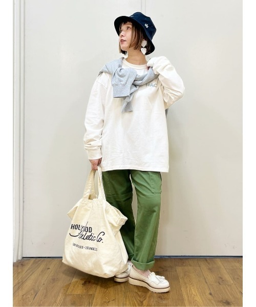 Right-on（ライトオン）の「【Hollywood athletic co】バックプリントロングTシャツ（Tシャツ/カットソー・メンズ・ホワイト/グリーン・XL/L/M）」の19枚目の写真