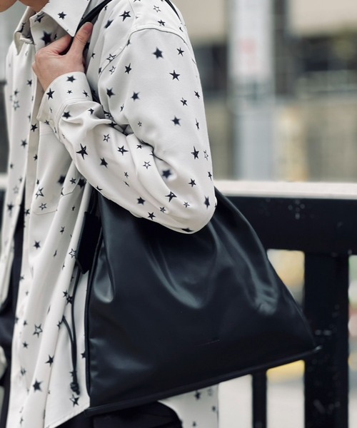 CONVERSE TOKYO（コンバーストウキョウ）の「CANVAS GATHERED TOTE BAG（トートバッグ・レディース・ブラック系その他/ブラック/ベージュ/グリーン系その他・FREE）」の6枚目の写真