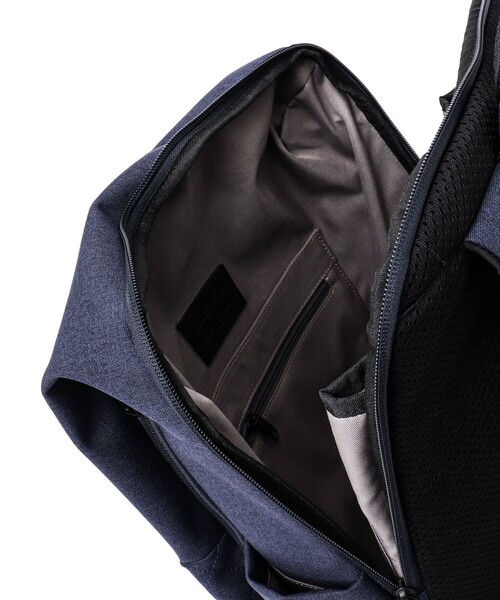 Un coeur(アンクール)の「【Un coeur/アンクール】K908229 別注バックパック(バックパック/リュック・メンズ・ブラック/ネイビー・FREE)」の15枚目の写真