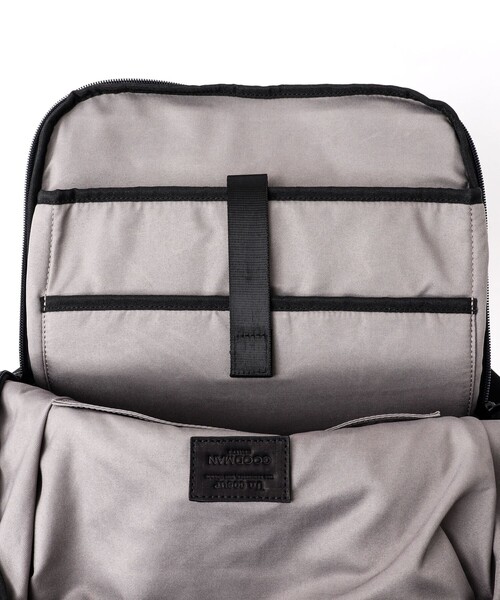 Un coeur(アンクール)の「【Un coeur/アンクール】K908229 別注バックパック(バックパック/リュック・メンズ・ブラック/ネイビー・FREE)」の16枚目の写真