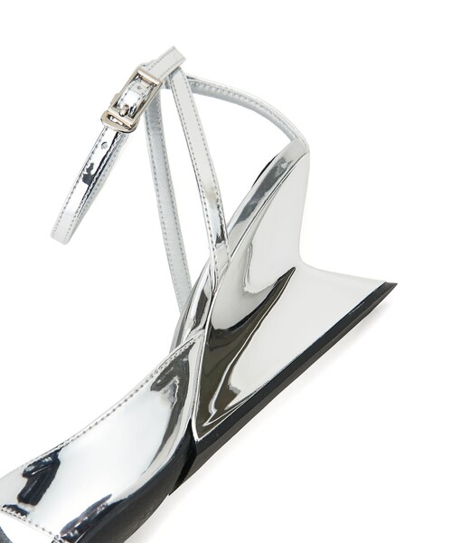 ODETTE E ODILE（オデットエオディール）の「【WEB限定】ポインテッドアシンメトリーウェッジ サンダル60●（サンダル・レディース・シルバー/ホワイト/ブラック・22cm/22.5cm/23cm/23.5cm/24cm/24.5cm）」の11枚目の写真