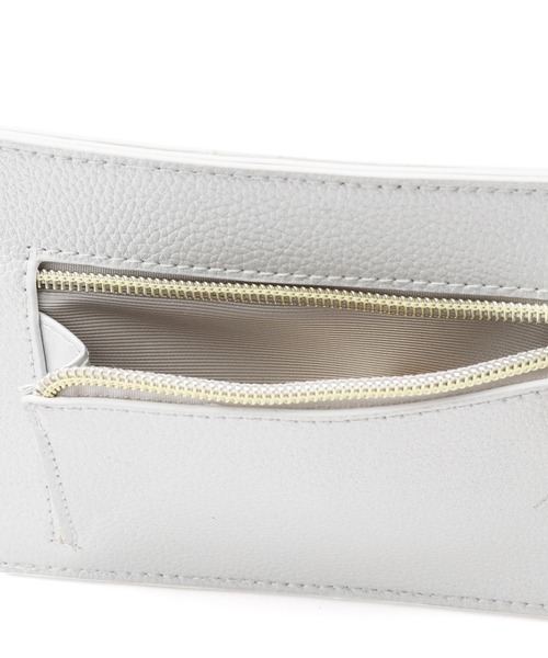 ROPE' PICNIC(ロペピクニック)の「スマホウォレットチェーンショルダーバッグ(ショルダーバッグ・レディース・シルバー/オフホワイト/ベージュ系その他/ブラック/ブルー系その他4・FREE)」の17枚目の写真