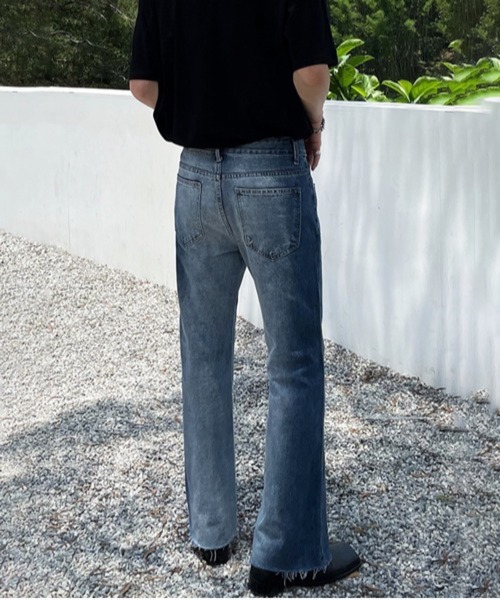 NOWLE（ノウル）の「【NOWLE】スリム ストレート フレア デニムパンツ（デニムパンツ・メンズ・ダークインディゴブルー/ブラック・X-LARGE/MEDIUM/LARGE）」の4枚目の写真