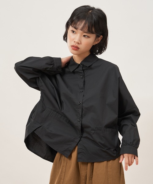 ROCOCO(ロココ)の「着回し力抜群なトレンドシャツ。(シャツ/ブラウス・レディース・ホワイト/ブラック・M~L)」の2枚目の写真