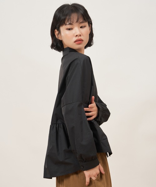 ROCOCO(ロココ)の「着回し力抜群なトレンドシャツ。(シャツ/ブラウス・レディース・ホワイト/ブラック・M~L)」の21枚目の写真