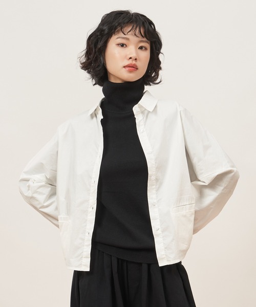 ROCOCO(ロココ)の「着回し力抜群なトレンドシャツ。(シャツ/ブラウス・レディース・ホワイト/ブラック・M~L)」の15枚目の写真