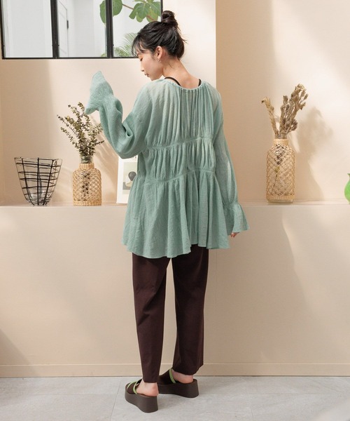 LOWRYS FARM（ローリーズファーム）の「ヨウリュウシャーリングブラウスＬＳ 106514（シャツ/ブラウス・レディース・ブラック/アイボリー/グリーン/パープル/チャコールグレー/イエロー・FREE）」の12枚目の写真