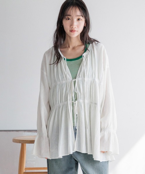 LOWRYS FARM（ローリーズファーム）の「ヨウリュウシャーリングブラウスＬＳ 106514（シャツ/ブラウス・レディース・ブラック/アイボリー/グリーン/パープル/チャコールグレー/イエロー・FREE）」の7枚目の写真