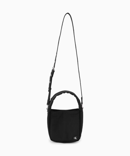 Calvin Klein(カルバン・クライン)の「ブロックバケット ショルダーバッグ(ハンドバッグ・レディース・ブラック・FREE)」の7枚目の写真