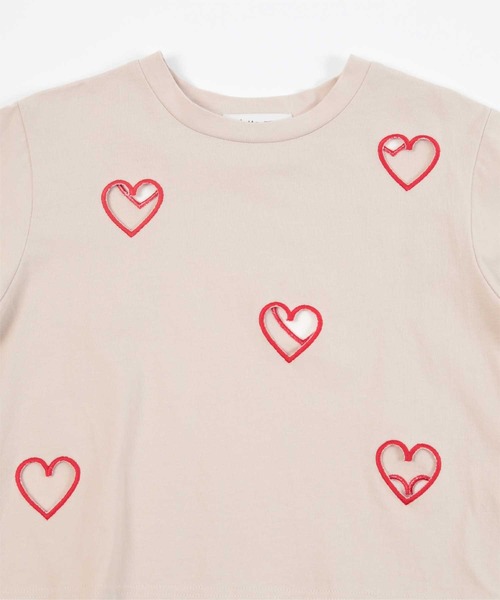 miette(ミエット)の「ハートカットTシャツ(Tシャツ/カットソー・レディース・オフホワイト/ライトベージュ/ブラック・FREE)」の7枚目の写真