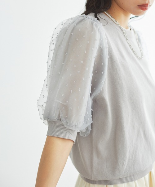 VIS（ビス）の「【夏トップス総選挙/お気に入り登録No.1】袖シアードッキングニット（ニット/セーター・レディース・ホワイト/ブラック/グレー/レンガ・FREE）」の4枚目の写真