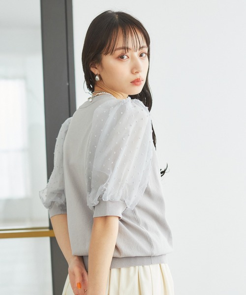 VIS（ビス）の「【夏トップス総選挙/お気に入り登録No.1】袖シアードッキングニット（ニット/セーター・レディース・ホワイト/ブラック/グレー/レンガ・FREE）」の7枚目の写真